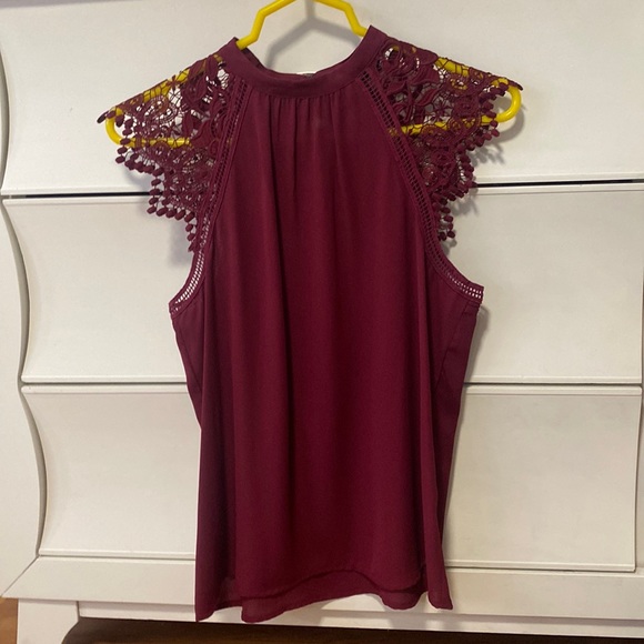 Express Tops - EXPRESS- burgundy crochet cap sleeve blouse